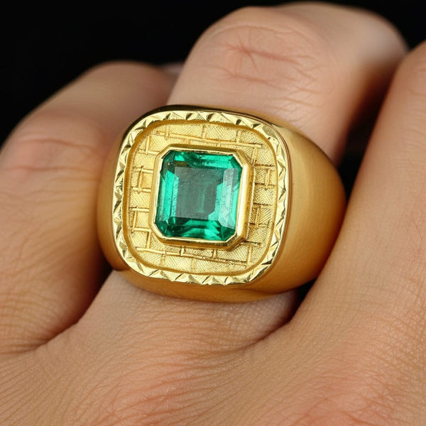Heavy Vintage 18K Gold Natural Emerald Signet Ring - Boylerpf