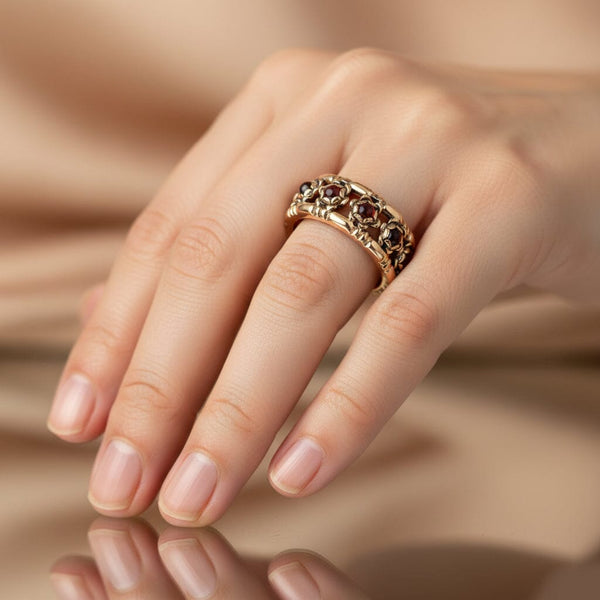 Vintage 14K Gold Wide Cabochon Garnet Ring Band - Boylerpf