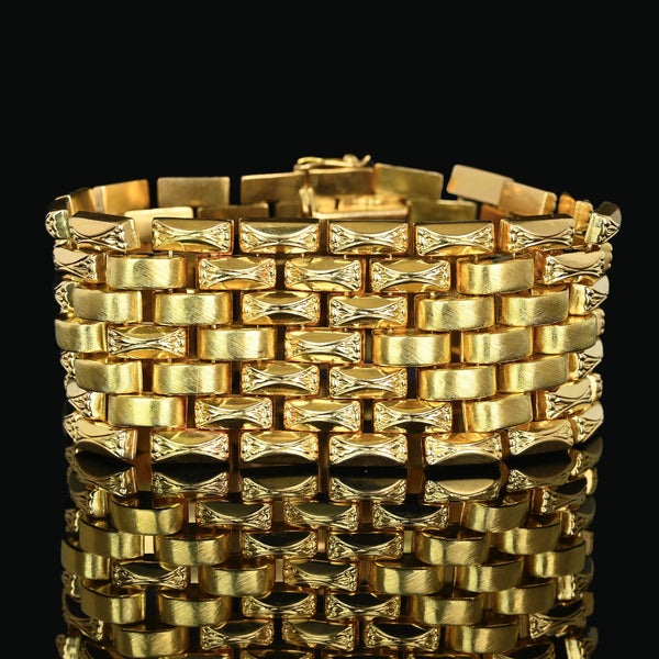 Retro 18K Gold Wide Panther Tank Link Bracelet, 74.8 Grams - Boylerpf