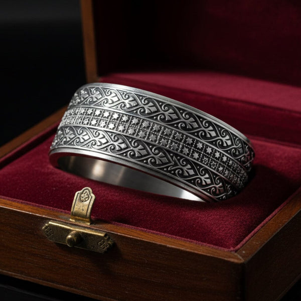Antique Victorian Sterling Silver Engraved Bangle, 1885 - Boylerpf