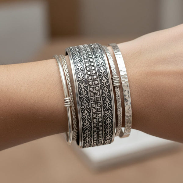 Antique Victorian Sterling Silver Engraved Bangle, 1885 - Boylerpf