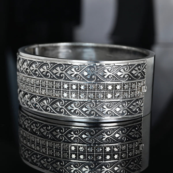 Antique Victorian Sterling Silver Engraved Bangle, 1885 - Boylerpf