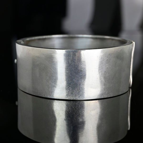Antique Victorian Sterling Silver Engraved Bangle, 1885 - Boylerpf