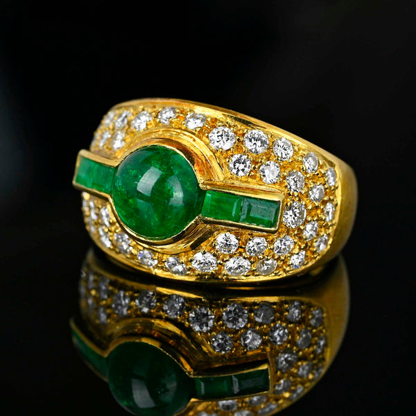 Diamond Cluster Columbian Emerald Dome Ring in 18K Gold - Boylerpf