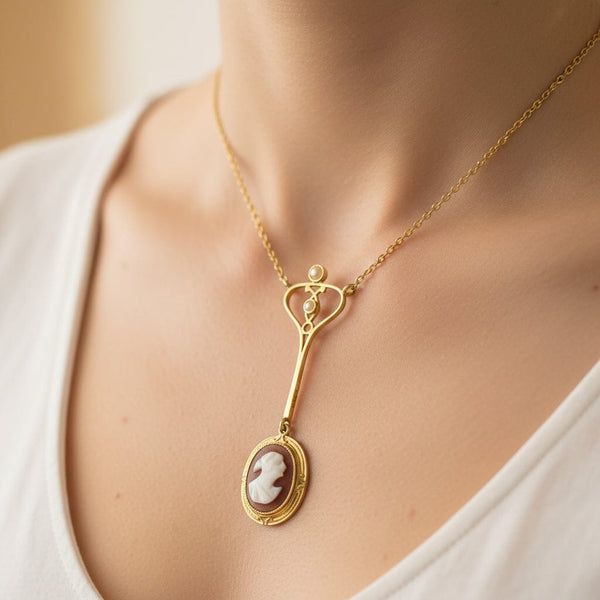 Antique Edwardian 14K Gold Shell Cameo Pendant Necklace