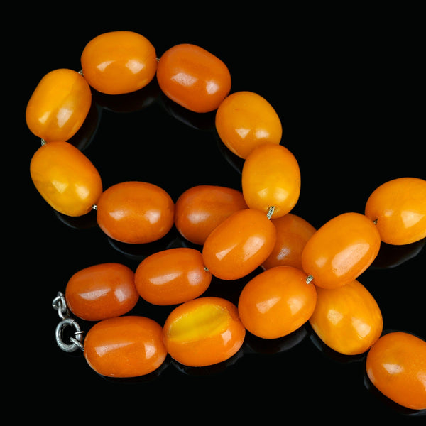 Art Deco Baltic Butterscotch Egg Yolk Amber Bead Necklace