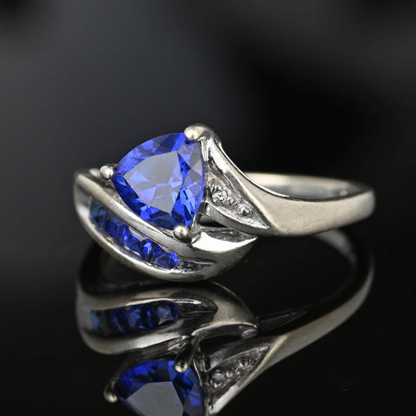 Vintage Bypass Diamond Trillion Cut Sapphire Ring in White Gold - Boylerpf