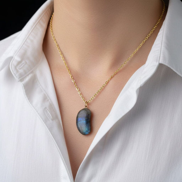 Vintage Gold Labradorite Lucky Bean Charm Necklace - Boylerpf
