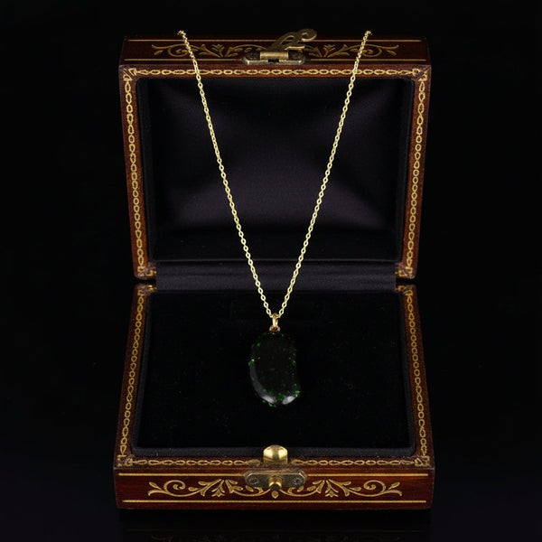 Vintage 9K Gold Green Goldstone Lucky Bean Charm Necklace