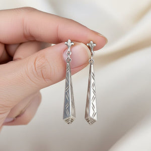 Vintage Silver Fleur De Lis Post Engraved Drop Earrings - Boylerpf