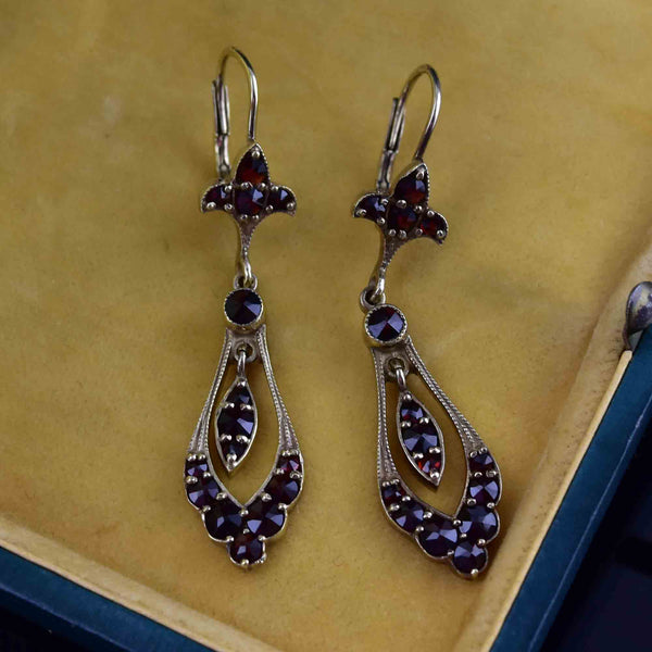 Vintage Rose Cut Garnet Long Pendant Earrings - Boylerpf