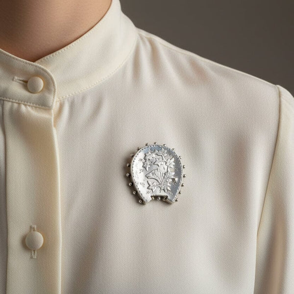 Antique Sterling Silver Victorian Horseshoe Hound Brooch