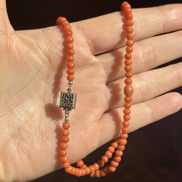 Antique 1930s Momo Coral Bead Necklace