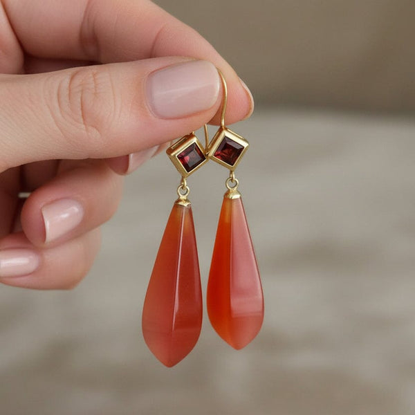 Vintage 10K Gold Garnet Carnelian Drop Earrings