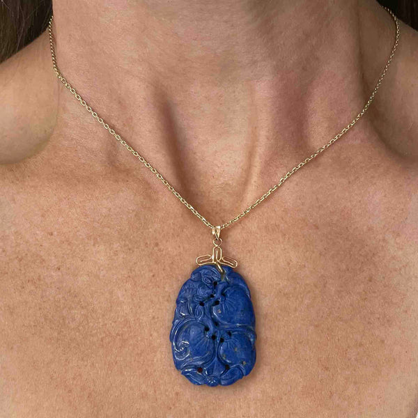 Vintage 14K Gold Carved Lapis Lazuli Flower Pendant Necklace - Boylerpf