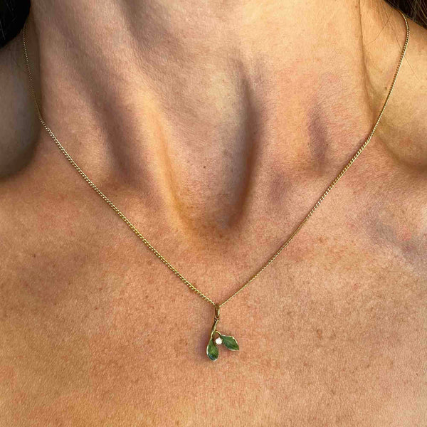 14K Gold Diamond Green Enamel Mistletoe Leaf Pendant Necklace - Boylerpf