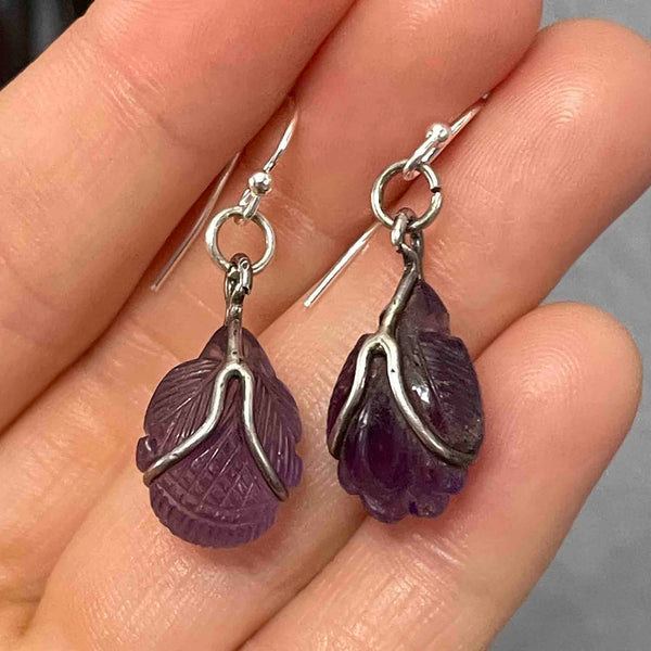 Silver Carved Amethyst Cabochon Bug Leaf Drop Earrings - Boylerpf