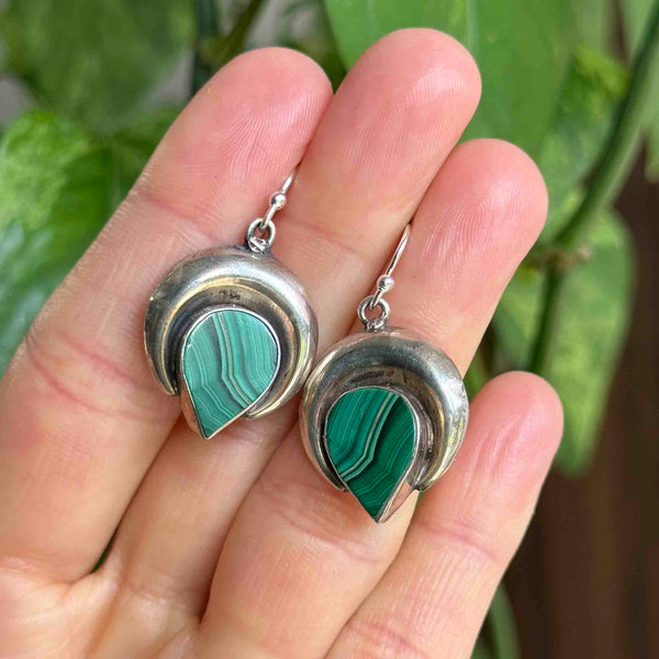 Vintage Pear Cut Malachite Silver Crescent Moon Earrings - Boylerpf