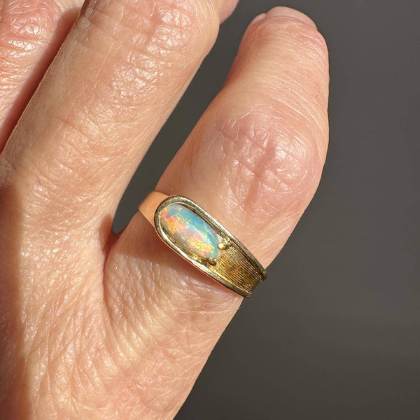 Vintage 14K Gold Buckle Cabochon Opal Ring Band - Boylerpf