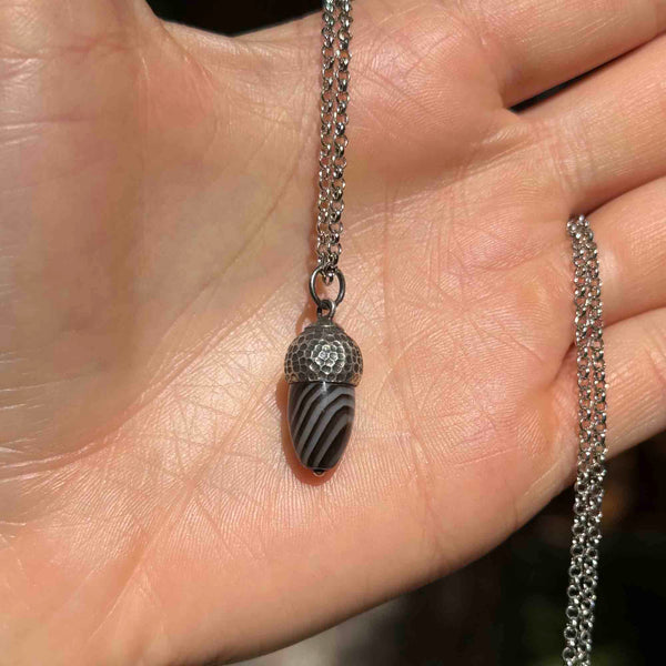 Arts and Crafts Silver Banded Agate Acorn Pendant Necklace - Boylerpf
