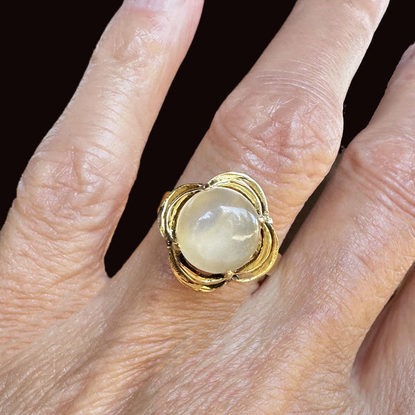 Vintage 14K Gold Cabochon Moonstone Ring - Boylerpf