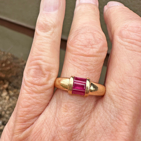 Vintage 14K Gold Roll Top Baguette Pink Sapphire Ring Band - Boylerpf