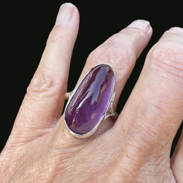 Large Scottish Amethyst Cabochon Ring in Silver - Boylerpf