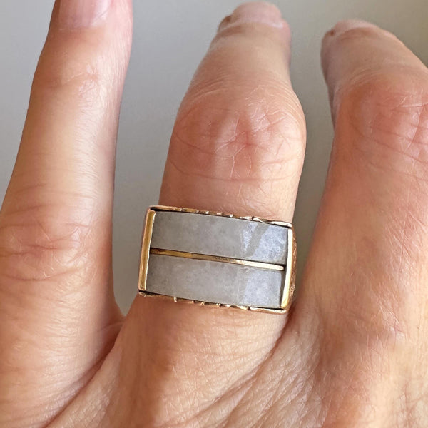 Retro Engraved 14K Gold Mings Jade Saddle Ring - Boylerpf