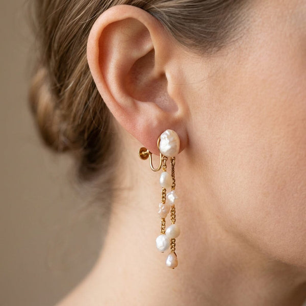 Vintage 14K Gold Natural Pearl Dangle Earrings