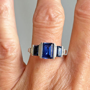 Vintage Diamond Accent Three Stone Sapphire Ring - Boylerpf