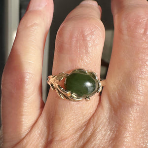 Vintage 14K Gold Leaf Accent Cabochon Jade Ring - Boylerpf