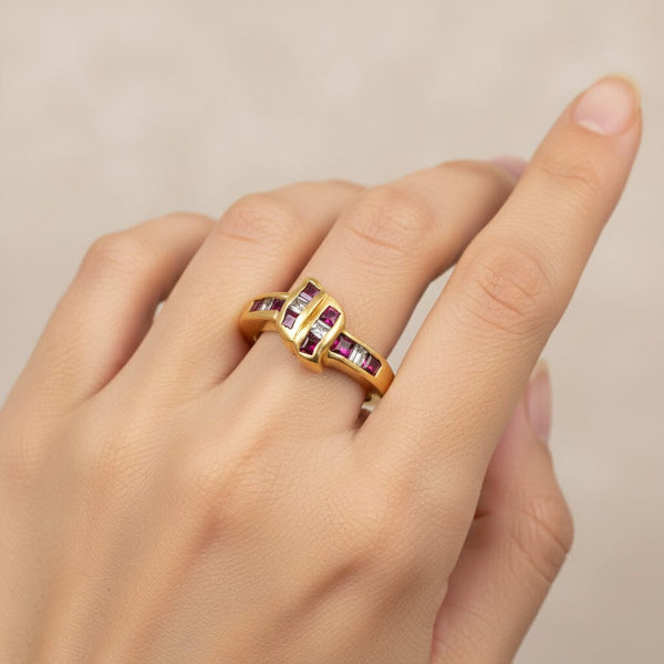 Love Knot 18K Gold Ruby Baguette Diamond Ring Band - Boylerpf