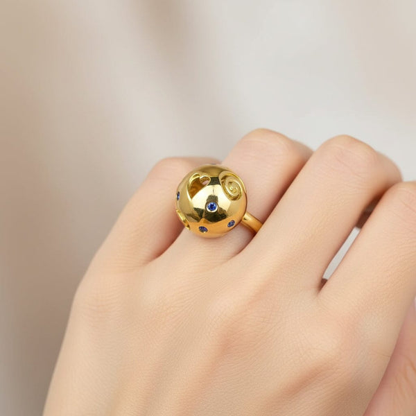 Vintage 18K Gold Cutout Moon Star Heart Sapphire Ring - Boylerpf