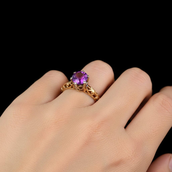 Vintage 14K Gold Filigree Solitaire Amethyst Ring