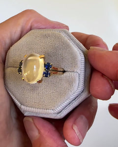 Vintage 14K Gold Moonstone and Blue Sapphire Ring - Boylerpf
