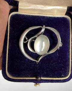Arts & Crafts Moonstone Sterling Silver Heart Brooch - Boylerpf