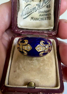 Vintage 18K Gold Diamond Fleur De Lis Enamel Dome Ring - Boylerpf