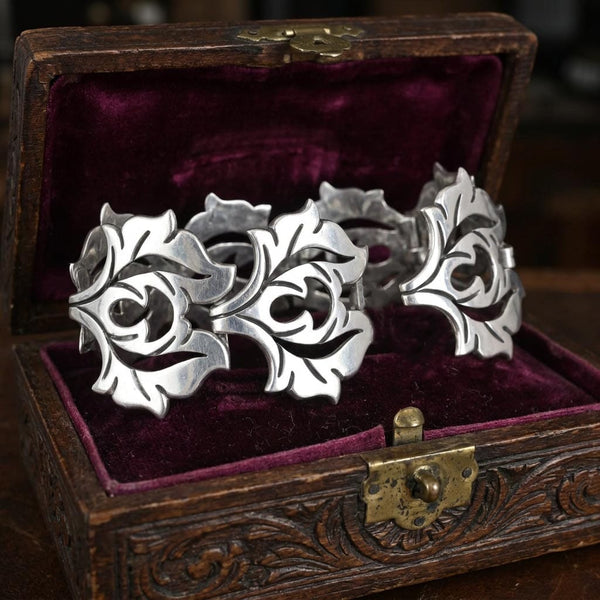 Vintage La Cucaracha Taxco Sterling Silver Floral Bracelet