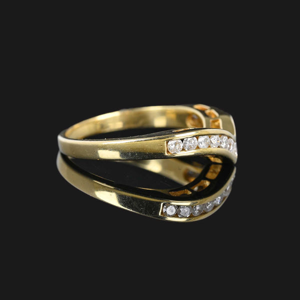 Vintage Diamond Chevron Ring in 14K Gold - Boylerpf