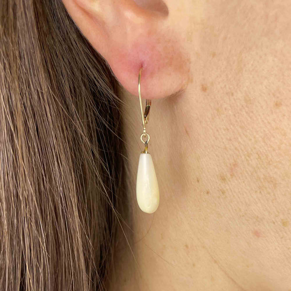 Vintage 14K Gold Mother of Pearl Drop Earrings - Boylerpf