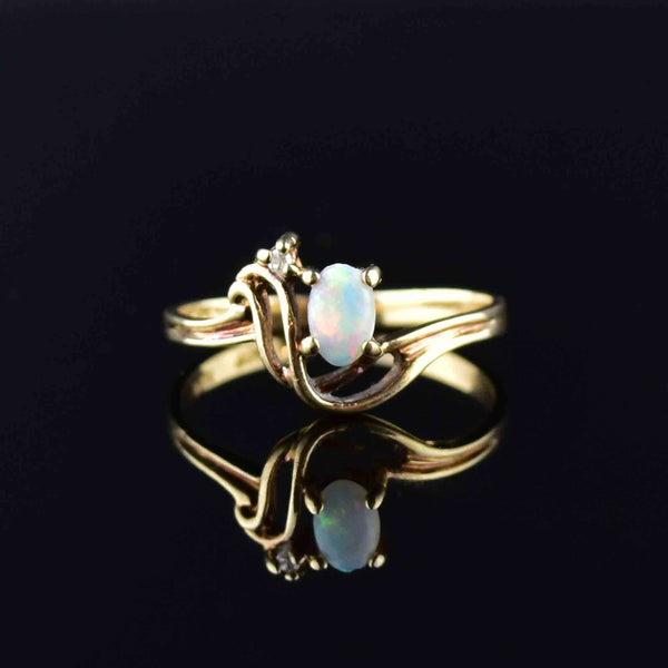 Vintage 10K Gold Opal Diamond Ring - Boylerpf