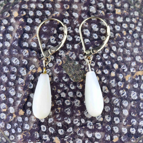 Vintage 14K Gold Mother of Pearl Drop Earrings - Boylerpf