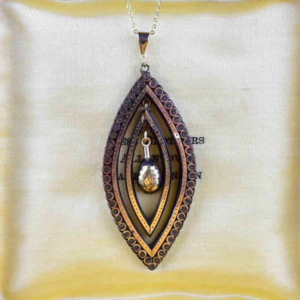 Victorian Gold Pique Pendant Necklace - Boylerpf