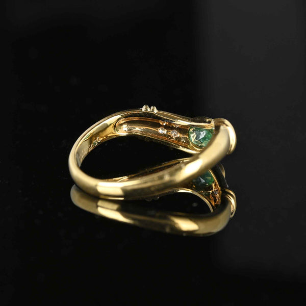 Diamond Emerald Chevron Band Ring in 18K Gold - Boylerpf