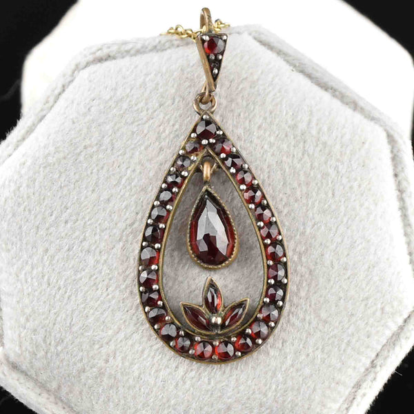 Vintage Teardrop Garnet Pendant Necklace - Boylerpf
