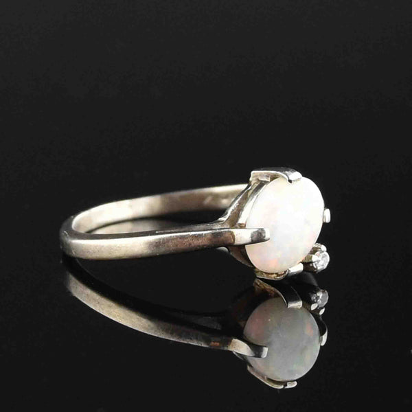 Vintage 10K White Gold Opal Diamond Ring - Boylerpf