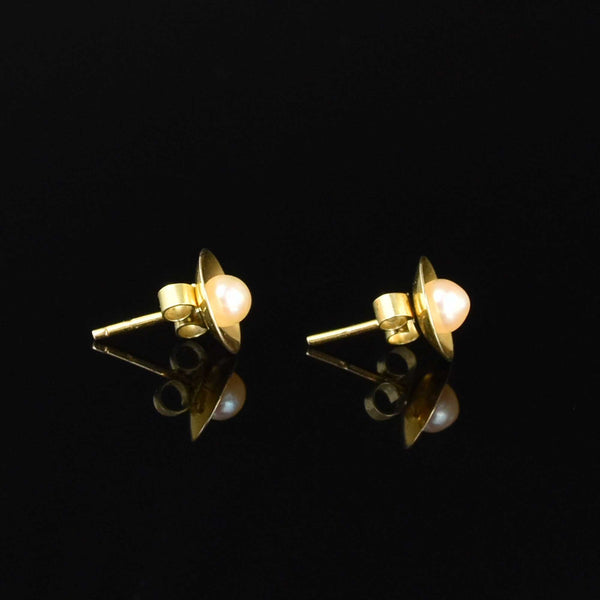 Vintage Gold Cup Pearl Stud Earrings - Boylerpf
