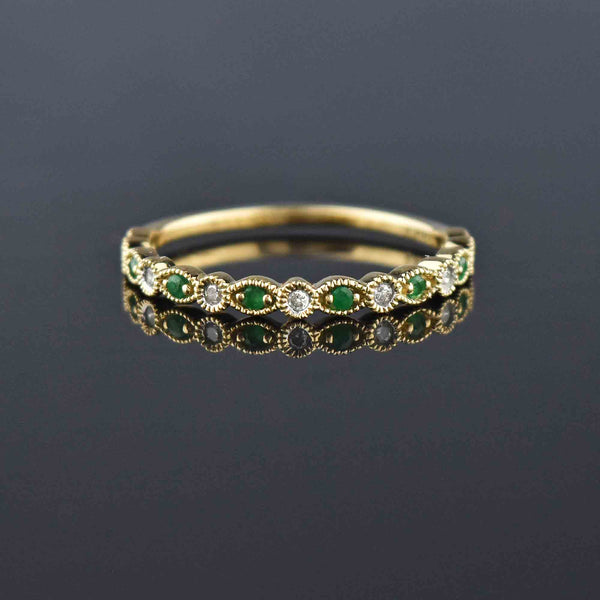 Chic Scalloped 14K Gold Diamond & Emerald Stacking Ring - Boylerpf