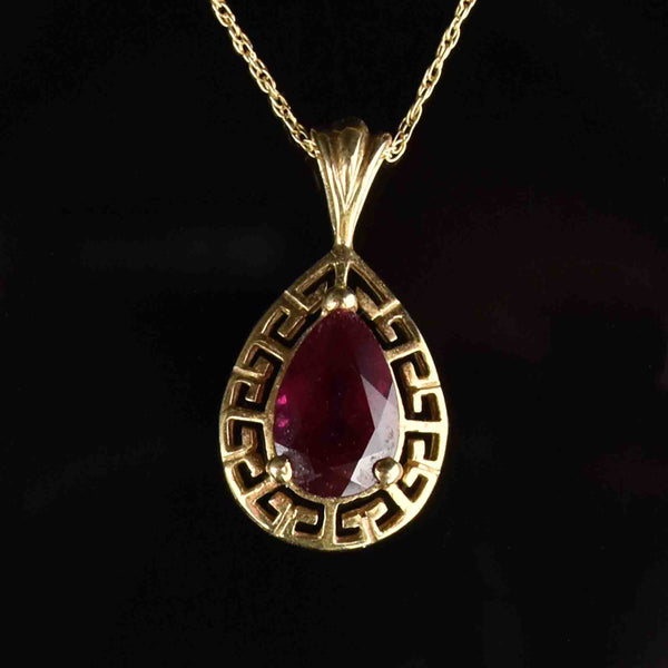 Gold ruby necklace