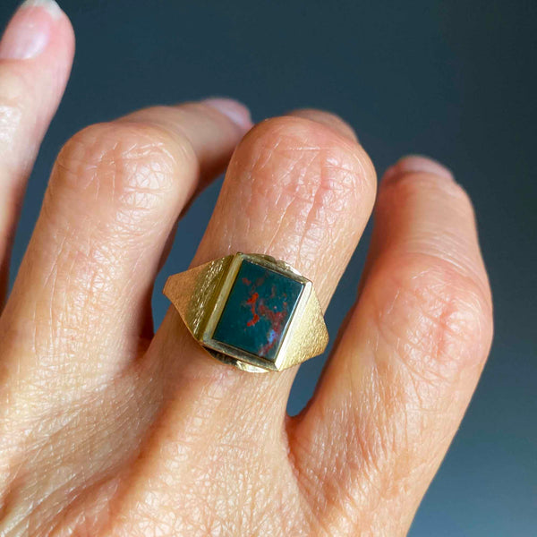 Vintage Bloodstone Signet Ring in 10K Gold - Boylerpf